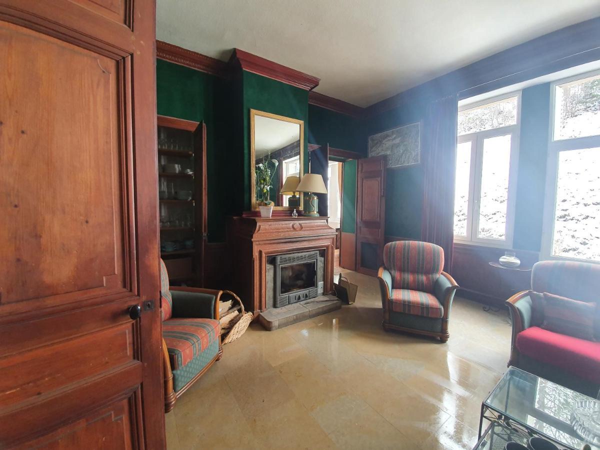 Chateau De Bonnevaux Villeneuve-de-Marc Екстериор снимка